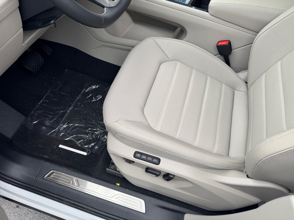 2026 Volkswagen Atlas SEL