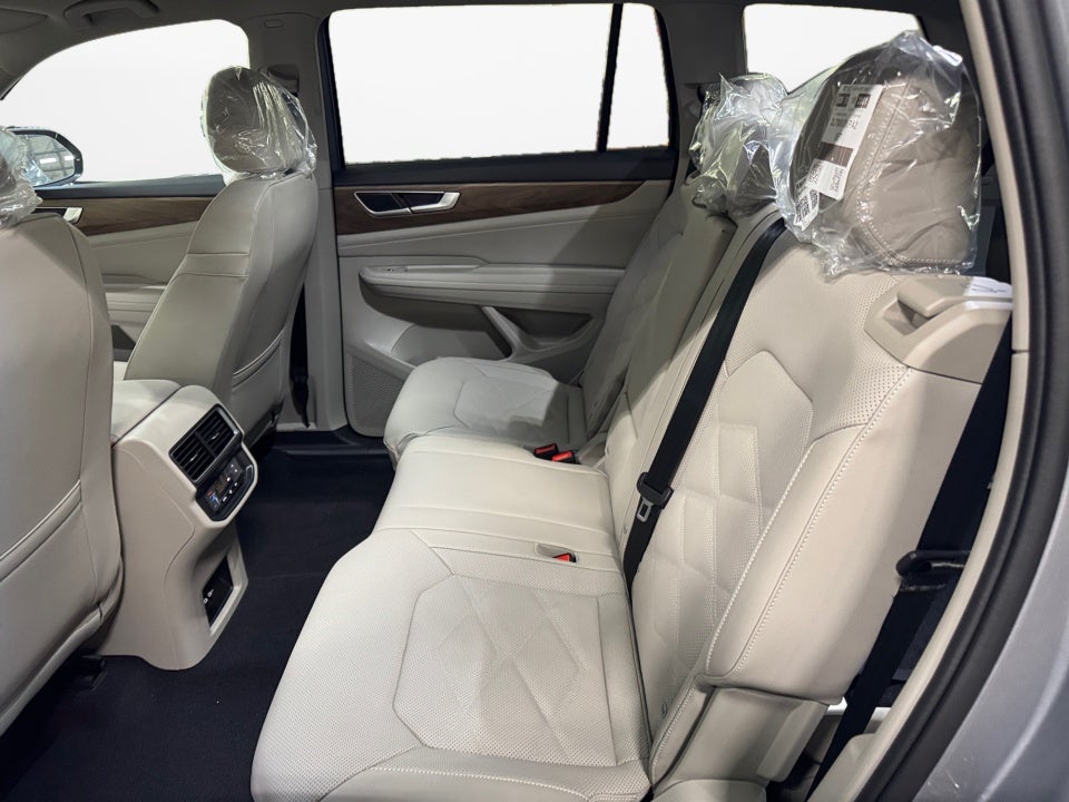 2026 Volkswagen Atlas SE