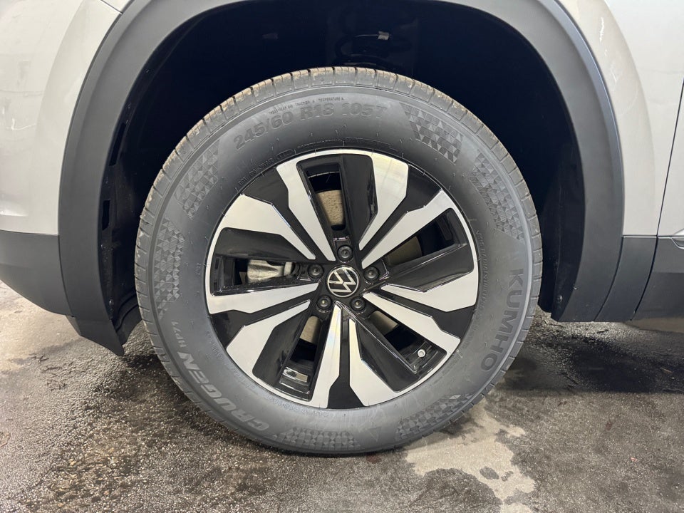 2026 Volkswagen Atlas SE