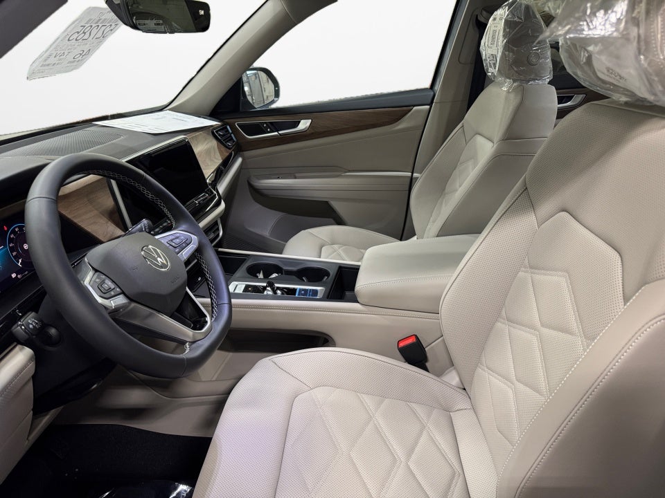 2026 Volkswagen Atlas SE