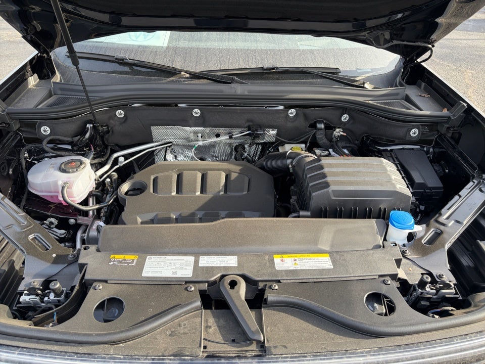 2026 Volkswagen Atlas Cross Sport SEL Premium R-Line