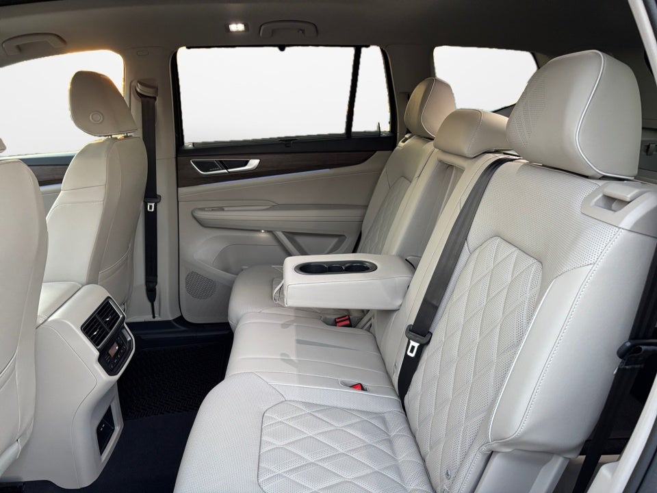 2026 Volkswagen Atlas SEL Premium R-Line