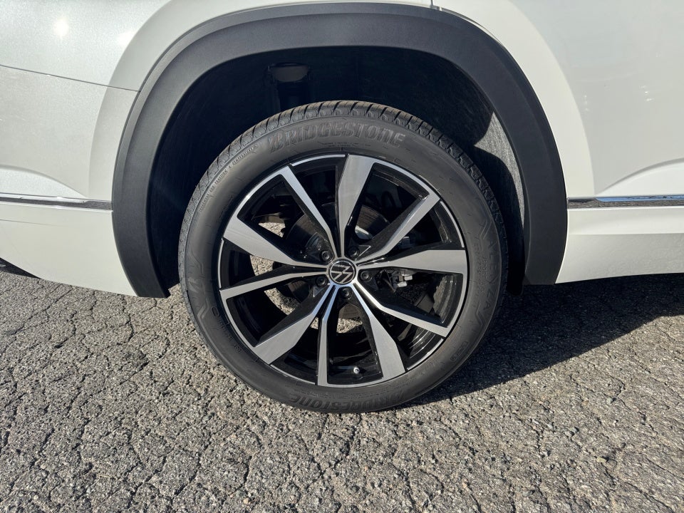 2026 Volkswagen Atlas SEL Premium R-Line