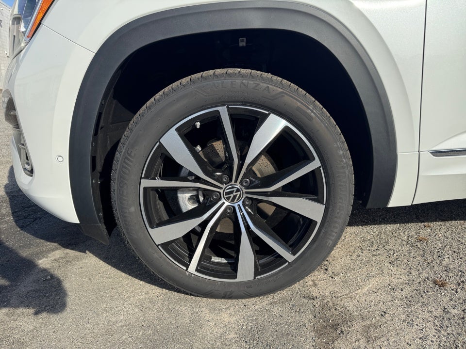 2026 Volkswagen Atlas SEL Premium R-Line