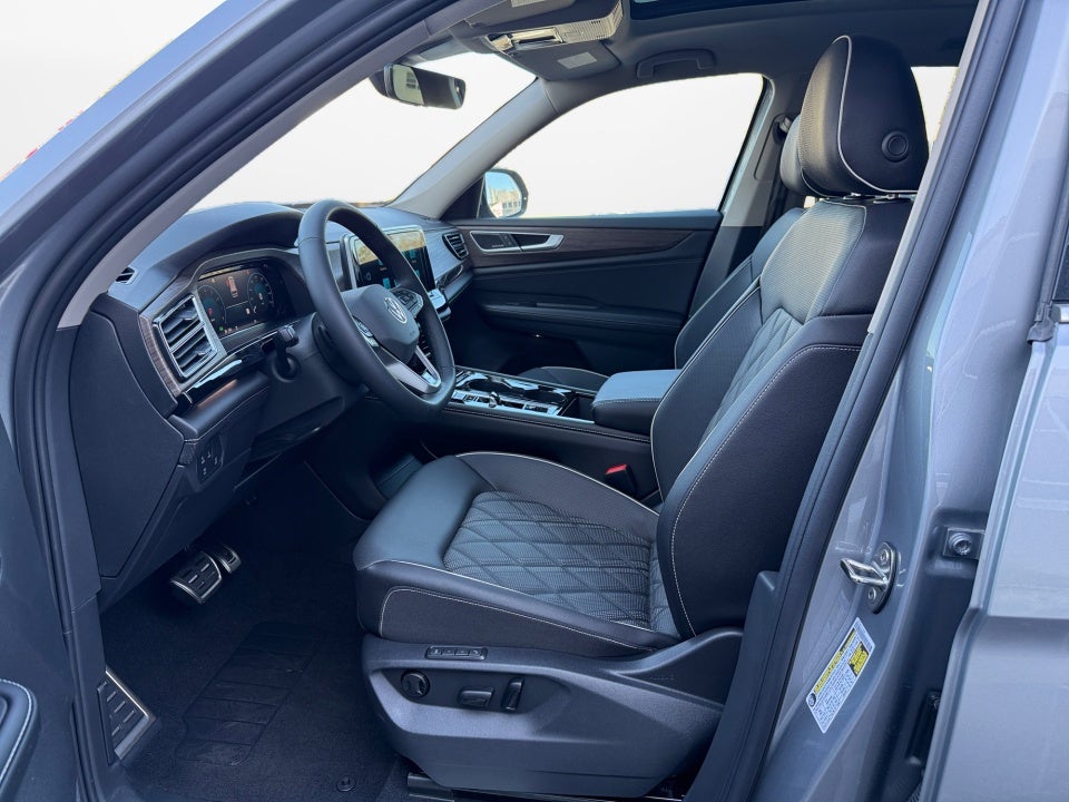 2026 Volkswagen Atlas SEL Premium R-Line