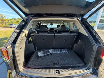 2024 Volkswagen Atlas 2.0T SEL Premium R-Line