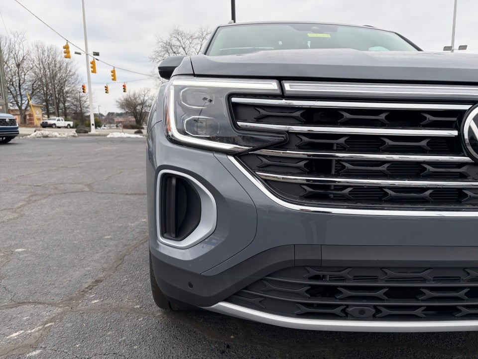 2026 Volkswagen Atlas SE with Technology