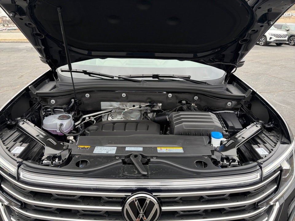 2026 Volkswagen Atlas SE with Technology