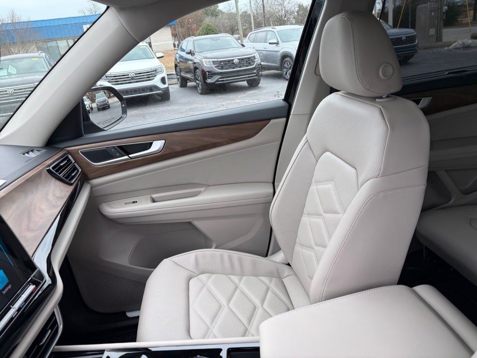 2026 Volkswagen Atlas SE with Technology