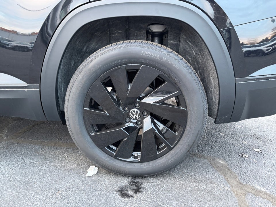 2026 Volkswagen Atlas SE with Technology