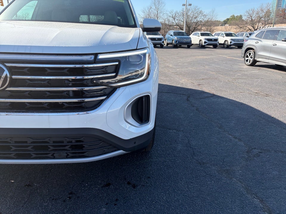 2026 Volkswagen Atlas SE with Technology