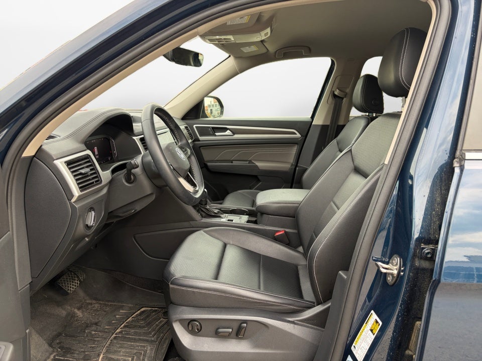 2022 Volkswagen Atlas 3.6L V6 SE w/Technology