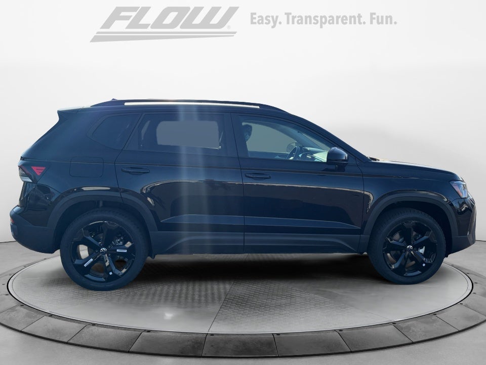 2026 Volkswagen Taos SE Black