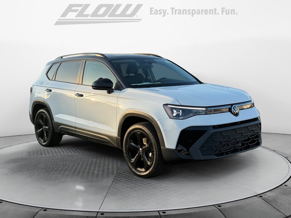 2026 Volkswagen Taos SE Black