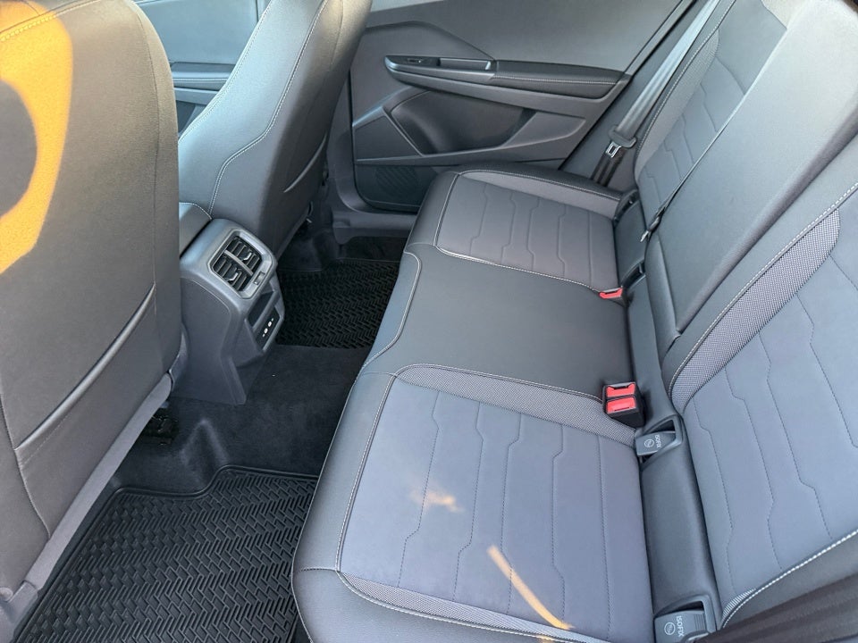 2026 Volkswagen Taos SE Black