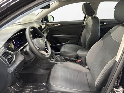 2025 Volkswagen Taos 1.5T SE Black