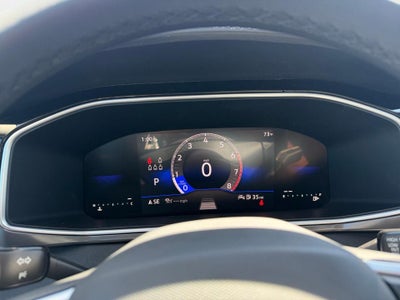2027 Volkswagen Taos SE Black