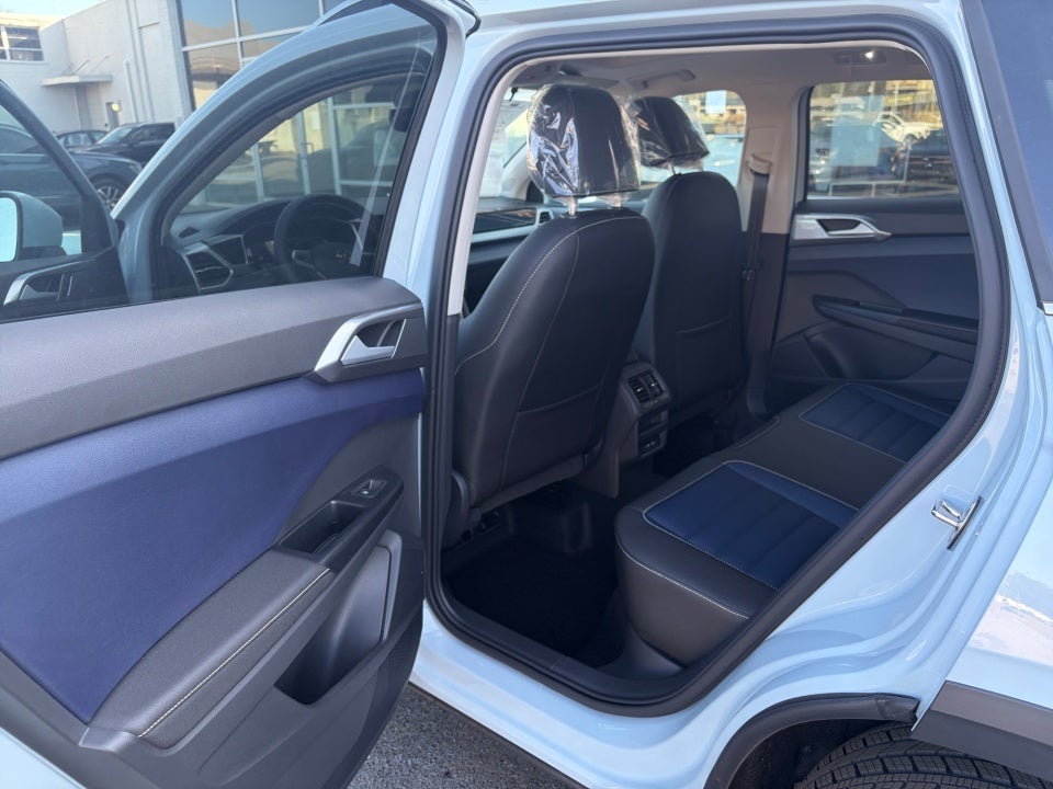 2026 Volkswagen Taos SEL