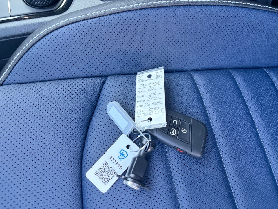 2026 Volkswagen Taos SEL