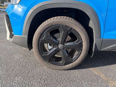 2025 Volkswagen Taos 1.5T SEL