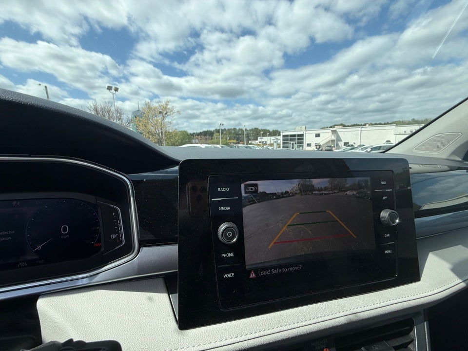 2025 Volkswagen Taos 1.5T SEL