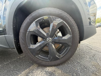 2025 Volkswagen Taos 1.5T SEL