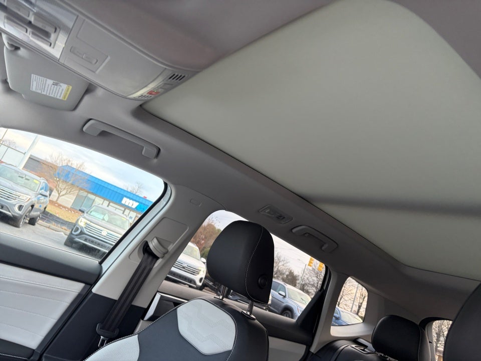 2026 Volkswagen Taos SEL