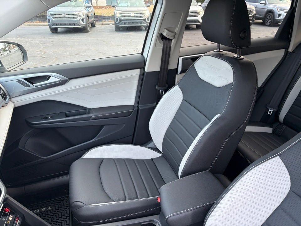 2026 Volkswagen Taos SEL