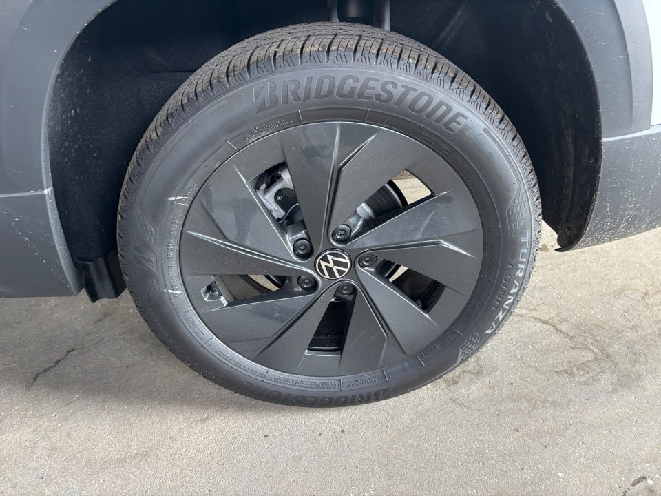 2026 Volkswagen Taos S
