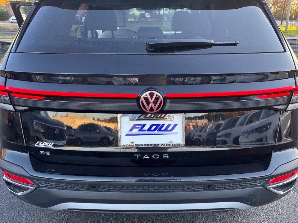 2025 Volkswagen Taos 1.5T SE