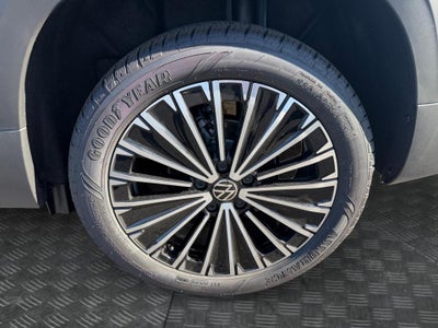 2027 Volkswagen Taos SE
