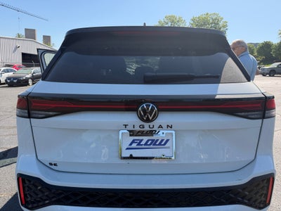 2026 Volkswagen Tiguan SE R-Line Black