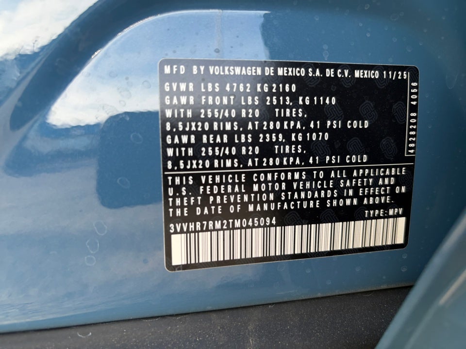 2026 Volkswagen Tiguan SE R-Line Black