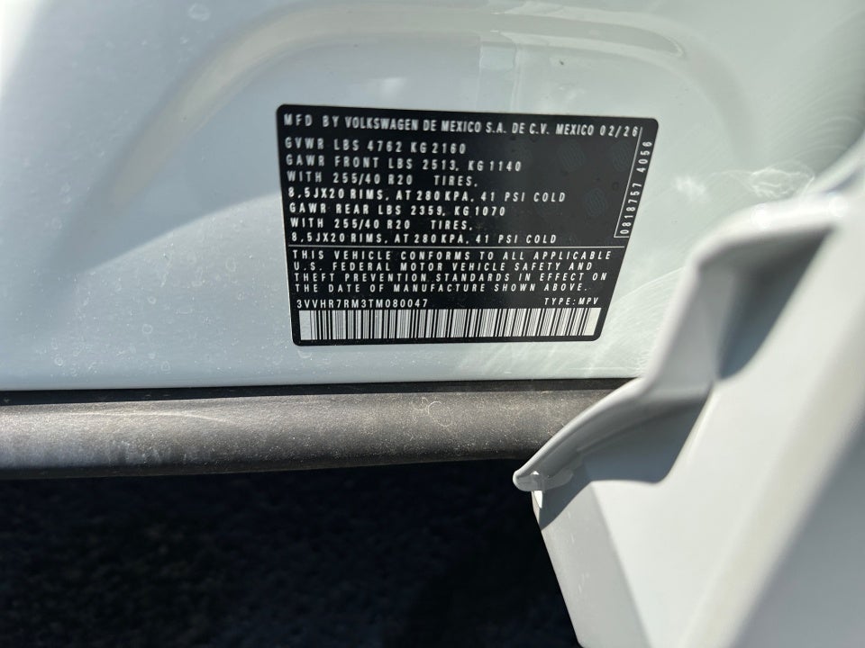 2026 Volkswagen Tiguan SE R-Line Black
