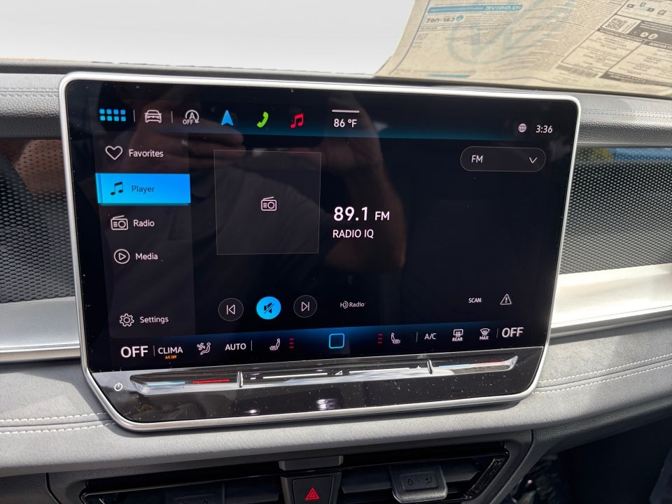 2025 Volkswagen Tiguan 2.0T SE