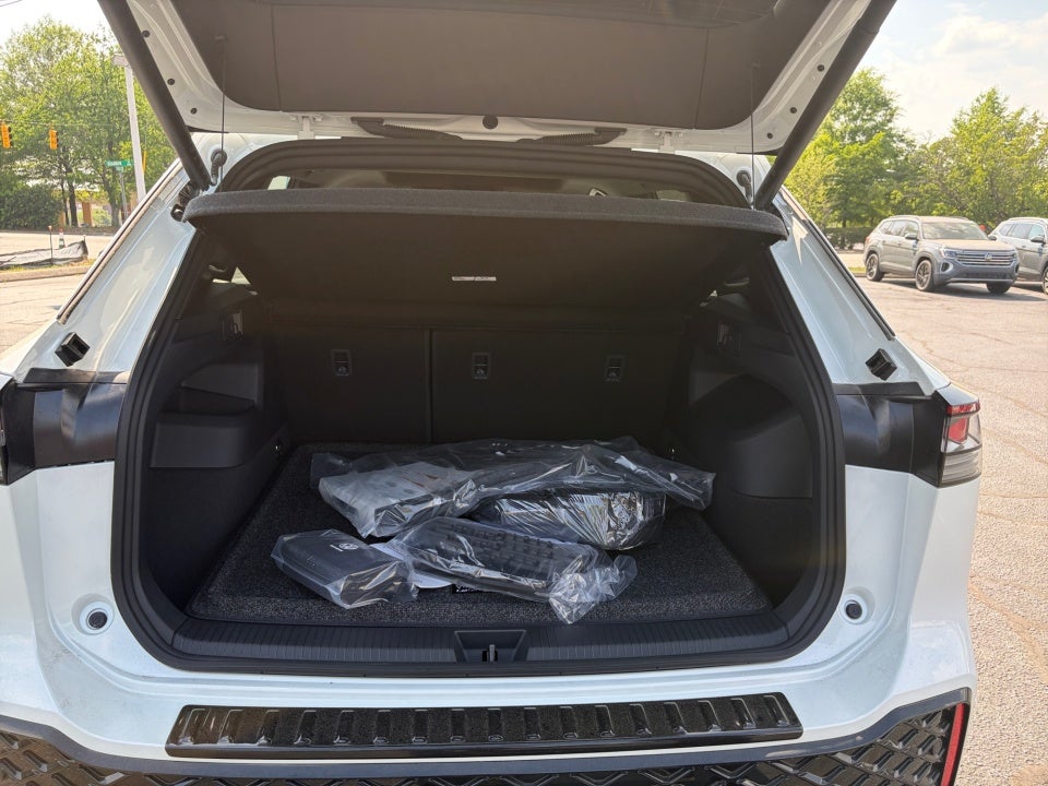 2026 Volkswagen Tiguan SEL R-Line Turbo