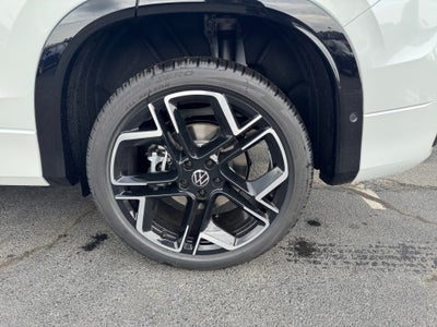 2026 Volkswagen Tiguan SEL R-Line Turbo