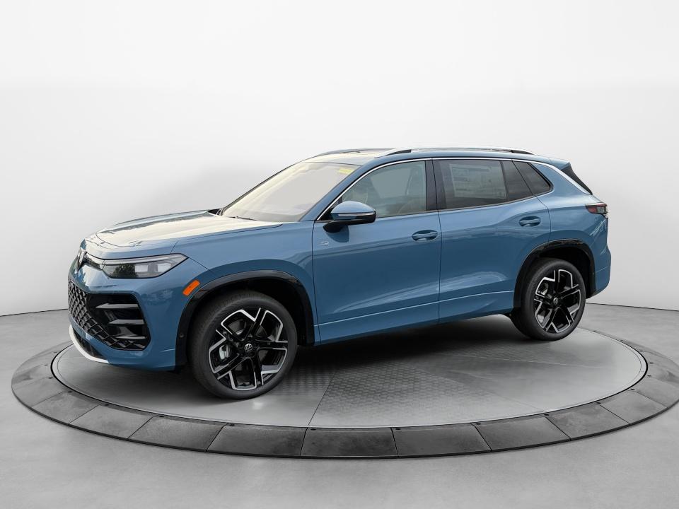 2026 Volkswagen Tiguan SEL R-Line Turbo