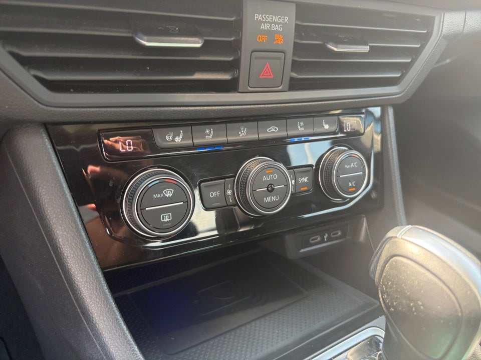 2021 Volkswagen Jetta SEL Premium