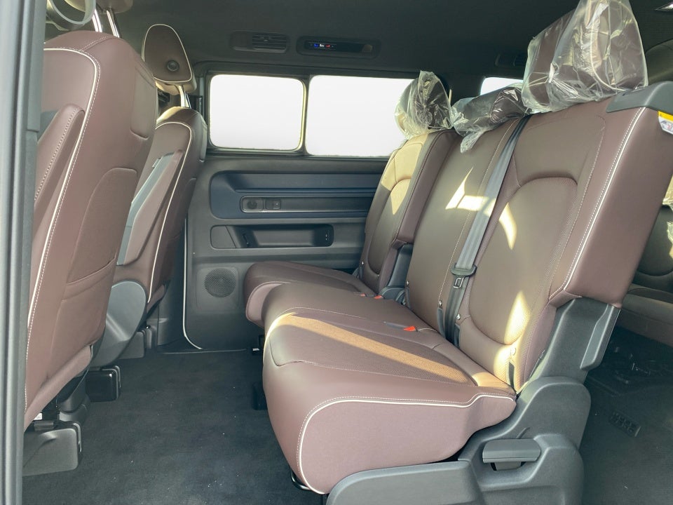 2025 Volkswagen ID. Buzz Pro S