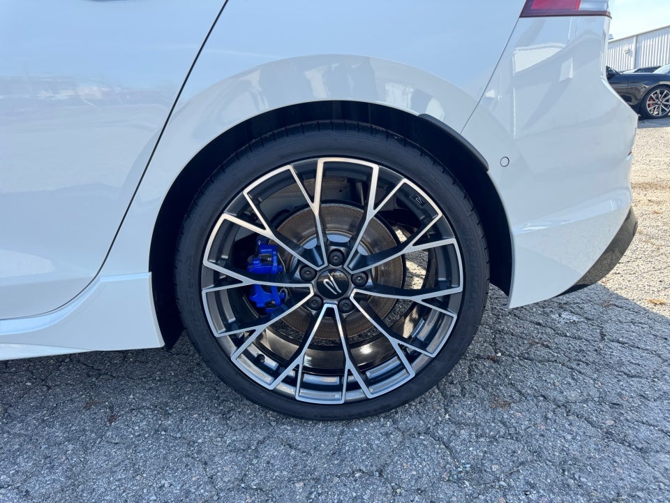 2026 Volkswagen Golf R 2.0T DSG