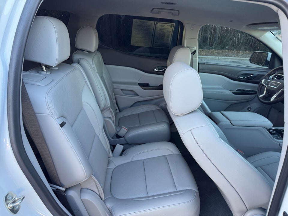 2023 GMC Acadia AWD SLT