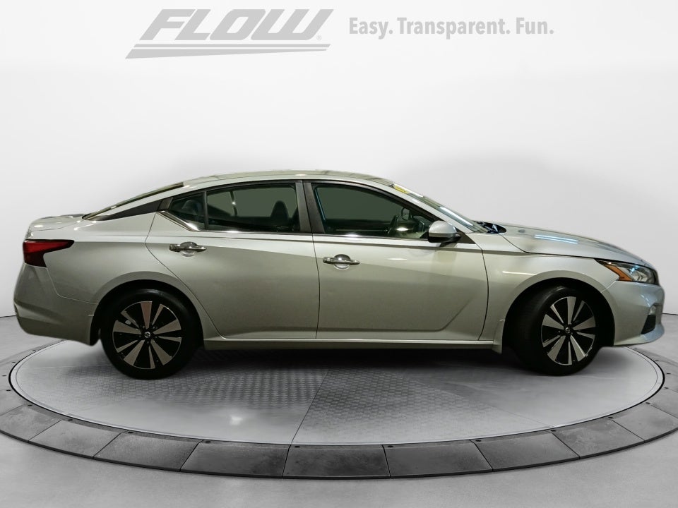 2022 Nissan Altima SV FWD