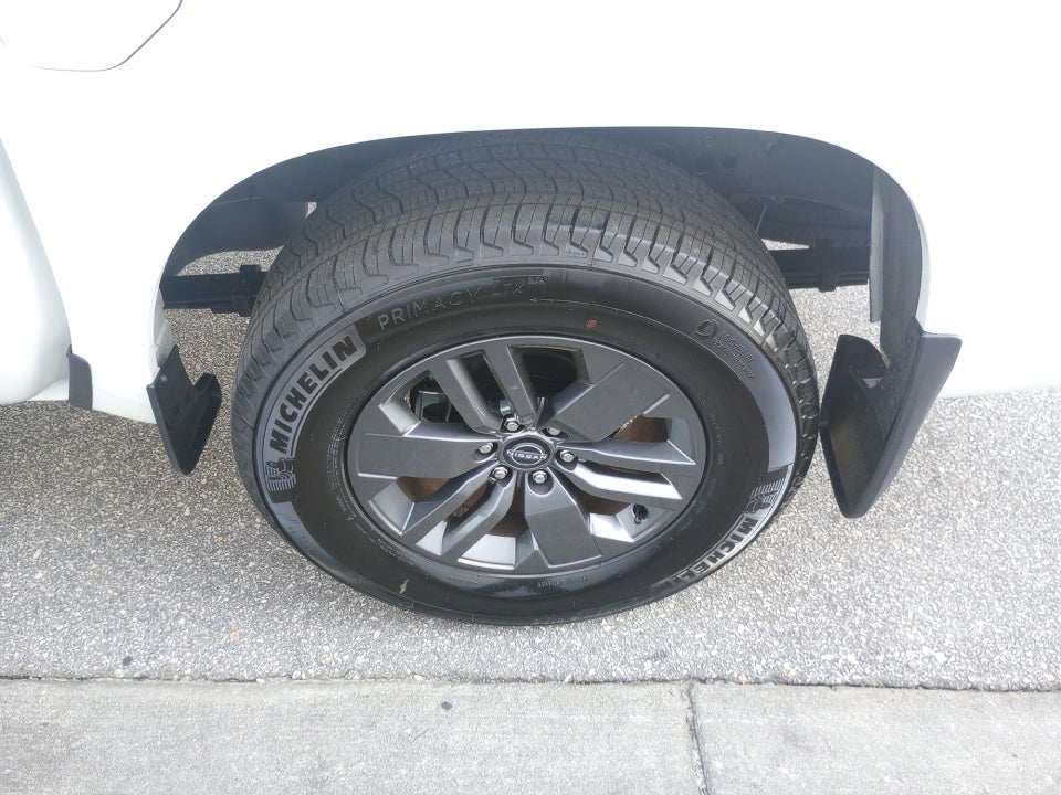 2026 Nissan Frontier Crew Cab SV 4x2