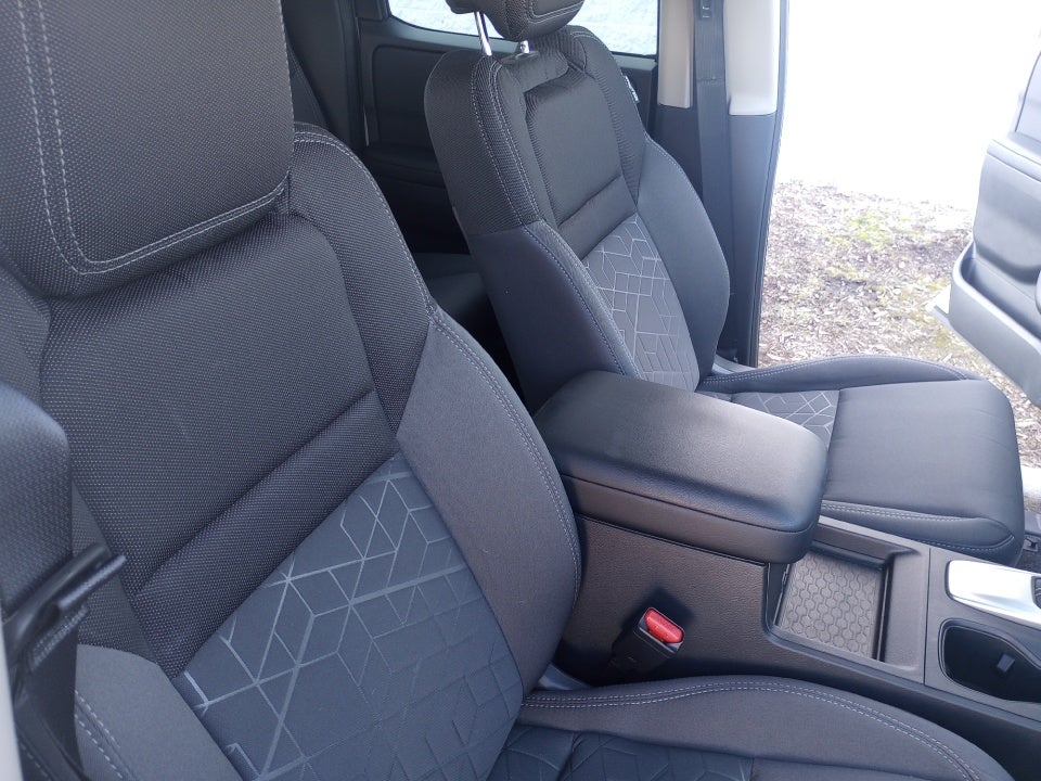 2026 Nissan Frontier Crew Cab SV 4x2