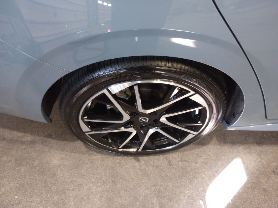 2024 Nissan Sentra SR Xtronic CVT