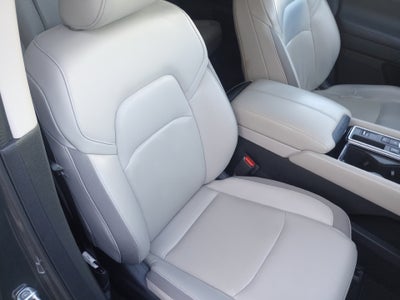 2022 Nissan Pathfinder SL 2WD