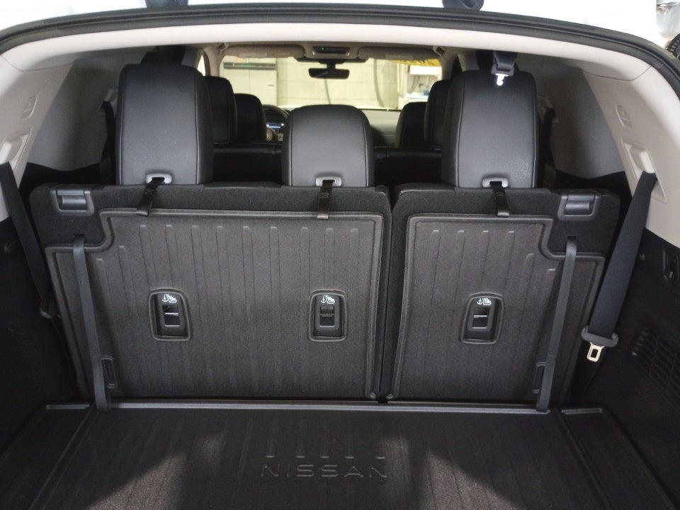 2023 Nissan Pathfinder SL 4WD