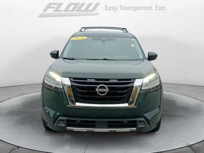 2024 Nissan Pathfinder SL