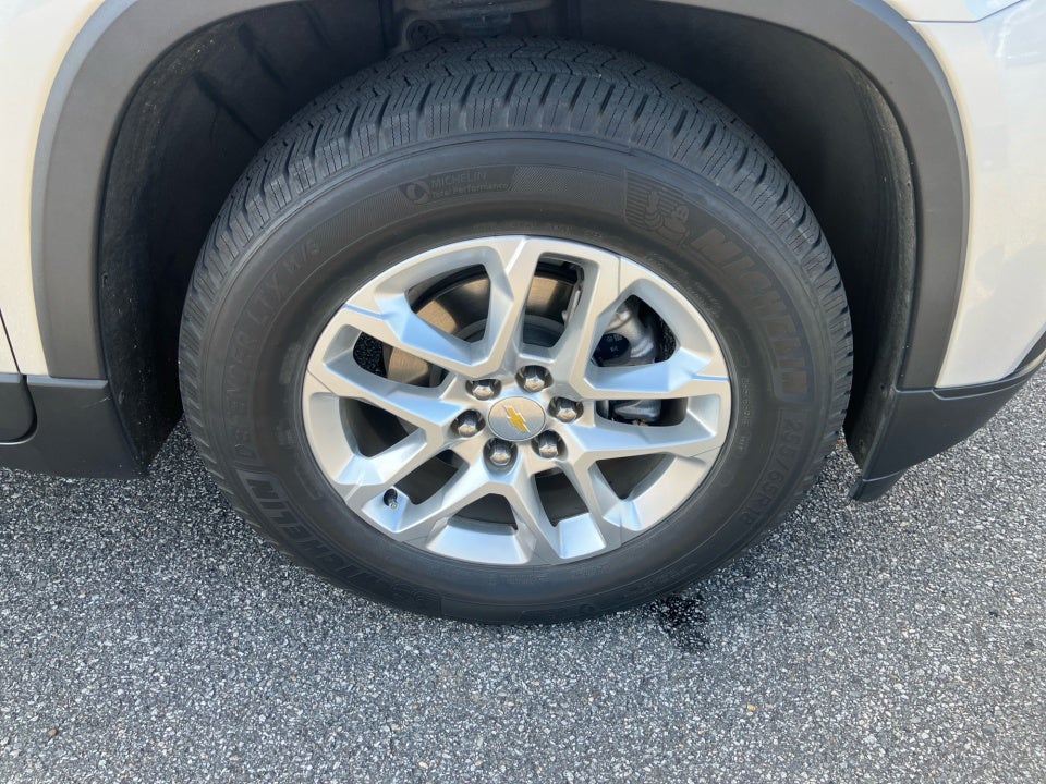 2020 Chevrolet Traverse FWD LS